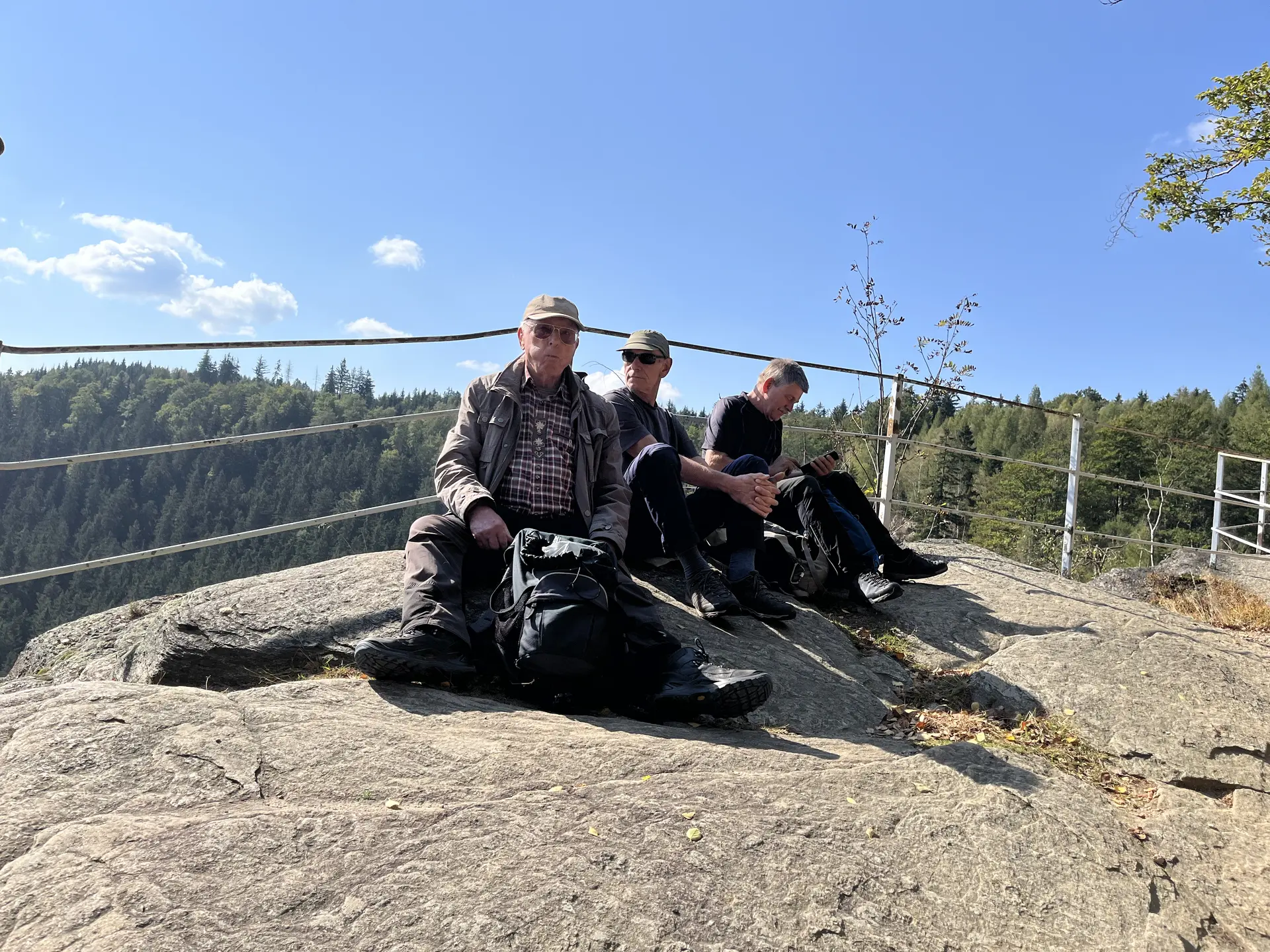 Rentiere Rast mit Alterspräsident Günth | © DAV M.V.