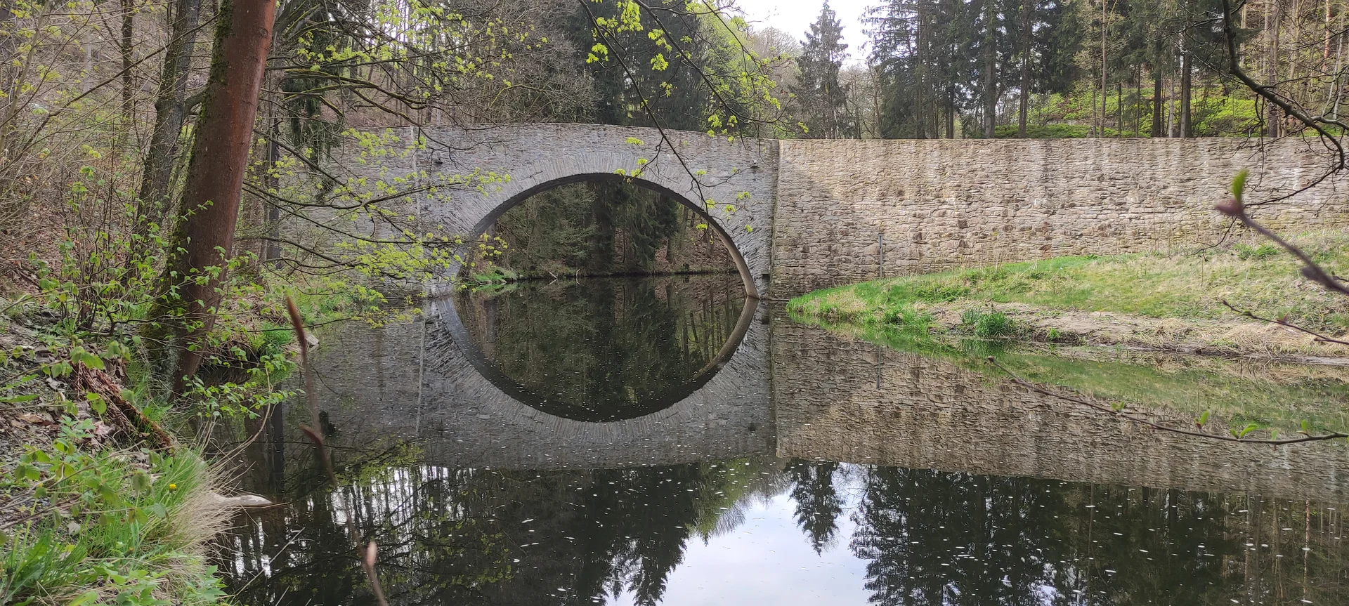 Steinbrücke | © Axel