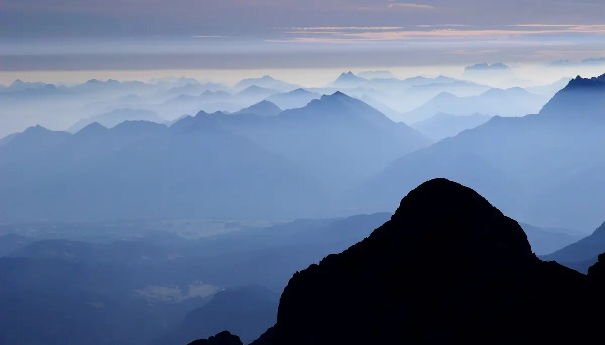 © 03_Mike-Glänzel_Zugspitze-gegen-Alpspitze